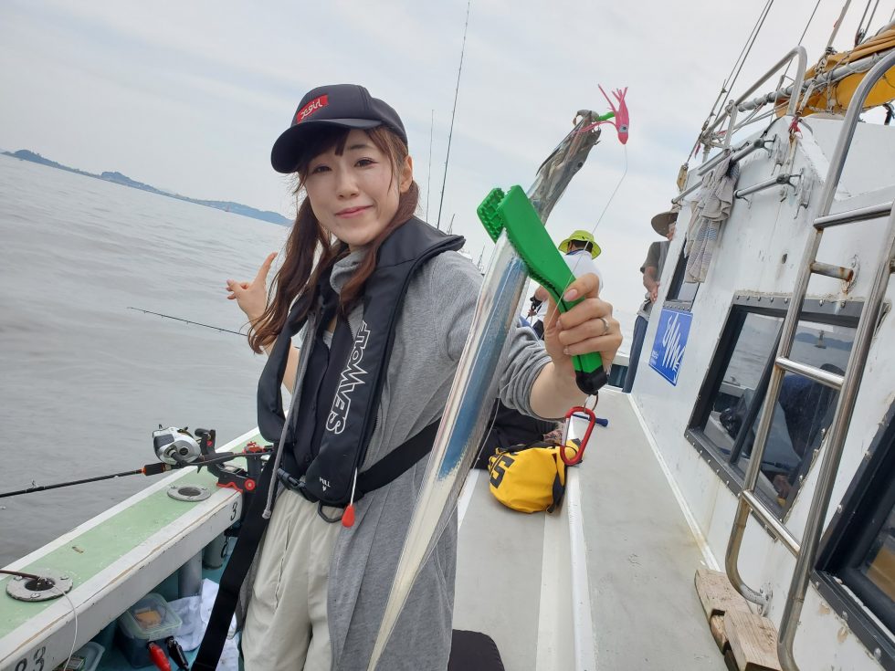 釣りガール天秤仕掛けで釣りまくり!