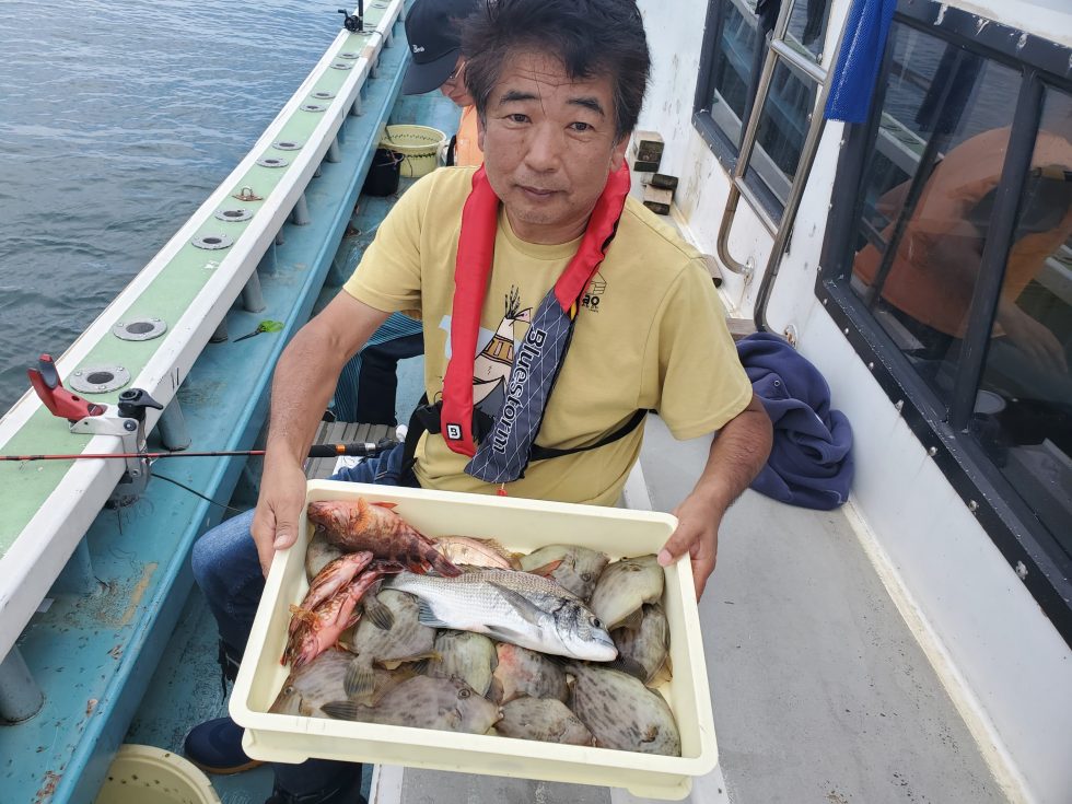 カワハギ釣りまくり!