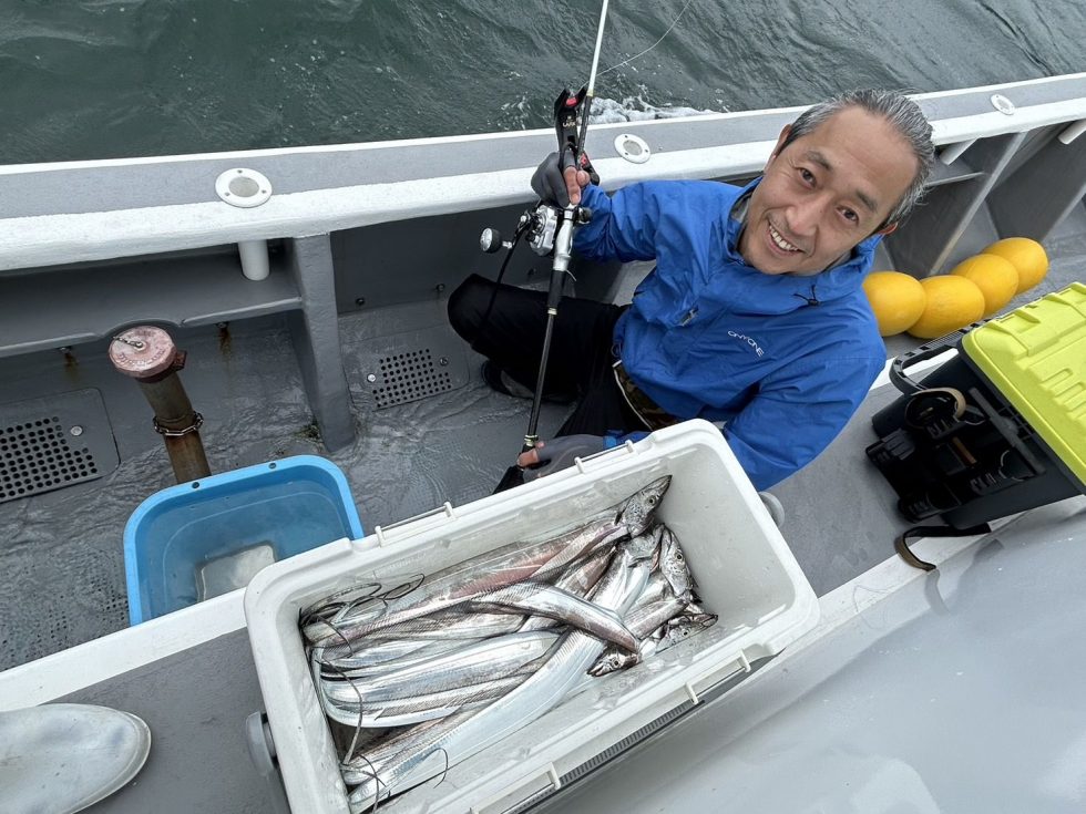 ウタセ五目釣り、テンヤタチウオ釣り出船中！