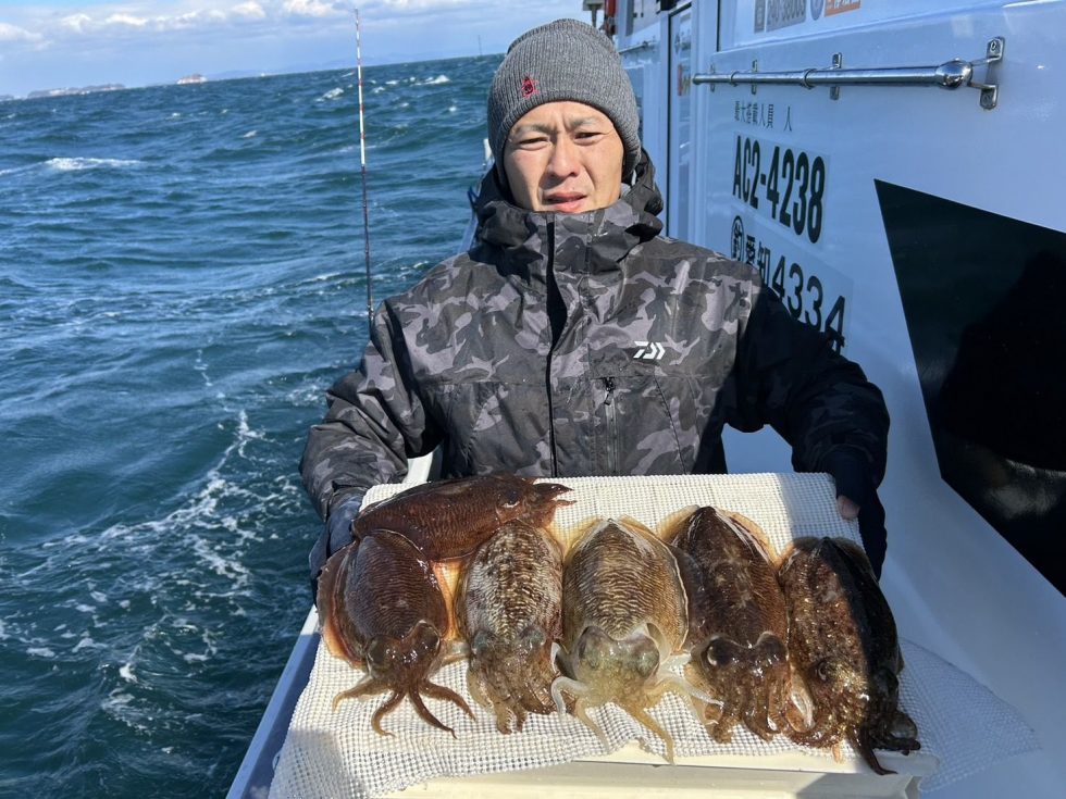 ２隻分乗ゆったり釣行でした