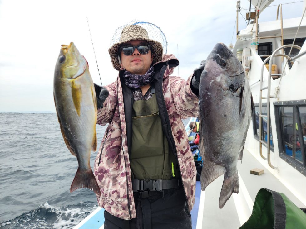 大山沖イサキ釣り出船中!