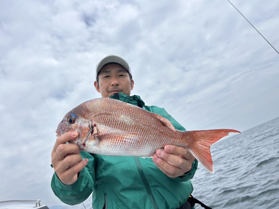 伊勢湾一つテンヤ真鯛釣り出船中!