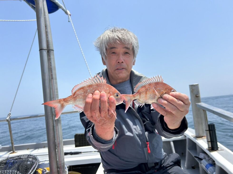 一つテンヤ出船!ライトタックルで面白い!