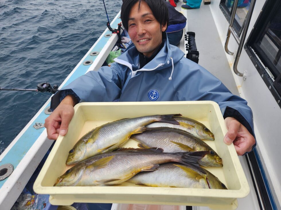 大人気大山沖イサキ!