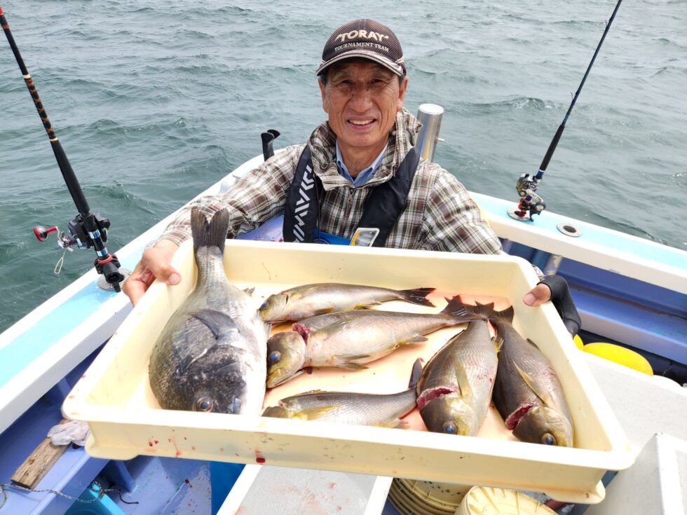 明日(木)も大山沖イサキ出船確定!