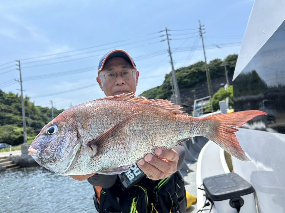 明日(土)も出船確定してます!朝の飛び入りOKですよ