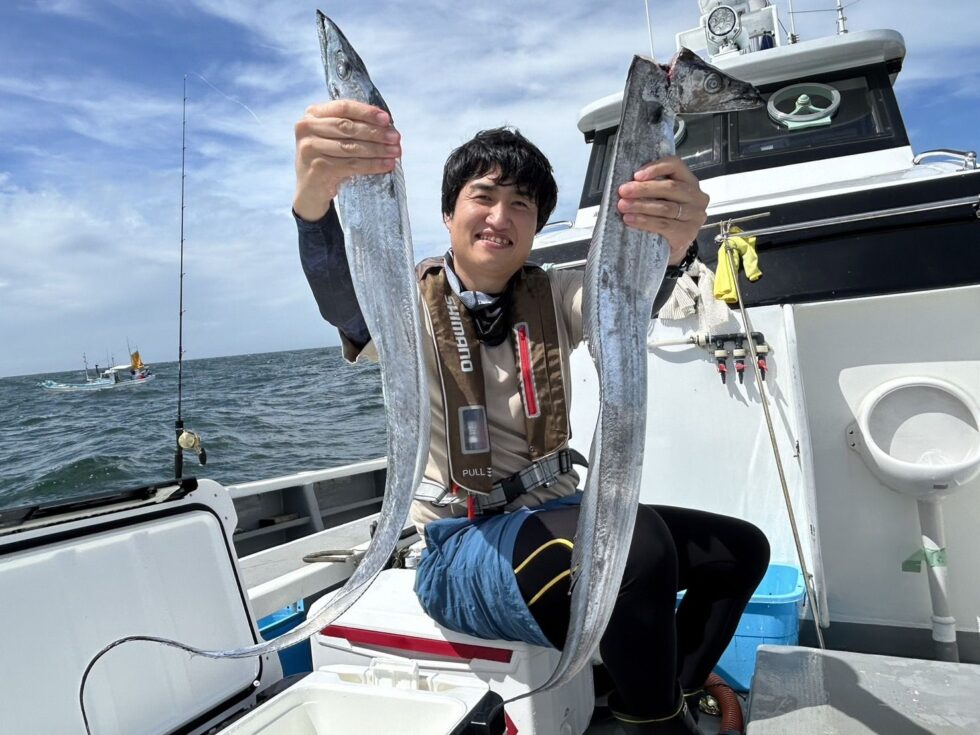 明日(土)テンヤタチウオ2隻に分乗、朝の飛び入りOK