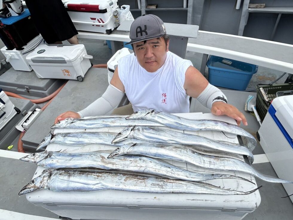 大型タチウオぼこぼこー！