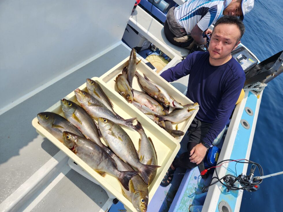 皆さんに平均してアタリ最高の釣れ方でしたよ!