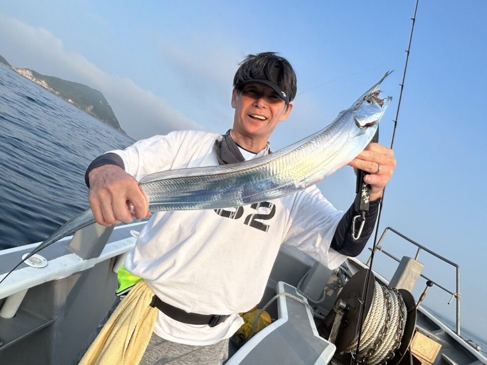 伊良湖水道テンヤタチウオ専門で出船中!