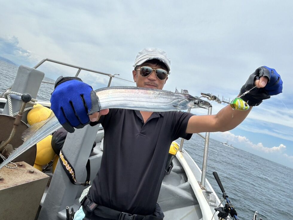 伊良湖水道テンタチ専門で出船中！