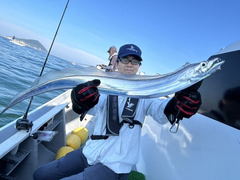 テンヤ専門船大型タチウオ狙い!
