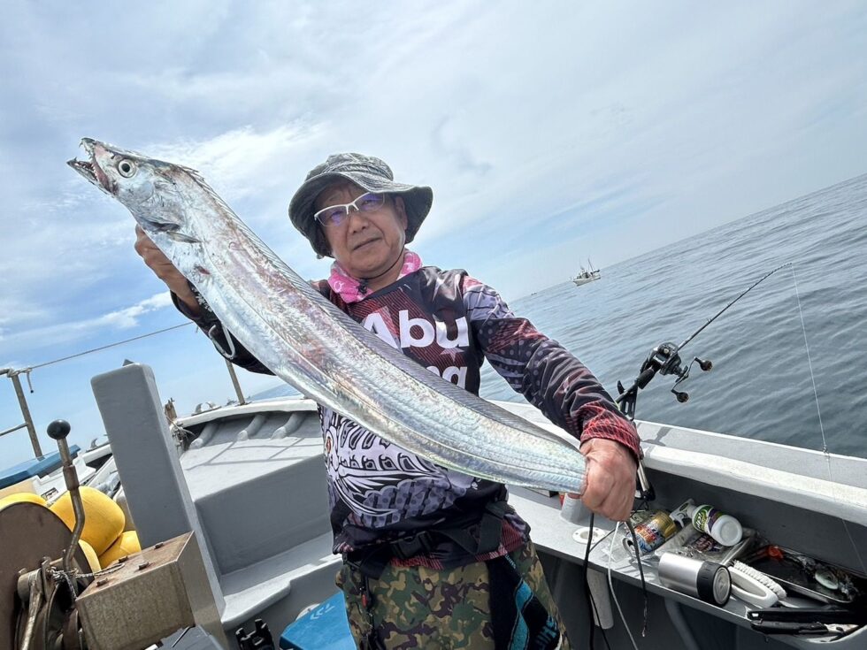 伊良湖水道大型タチウオ!