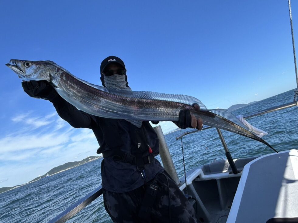 2隻分乗ゆったり釣行でした、ドラゴン当たり日!
