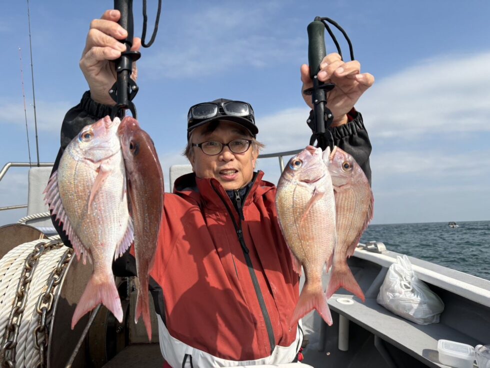 リピーター続出中の一つテンヤ真鯛釣り!