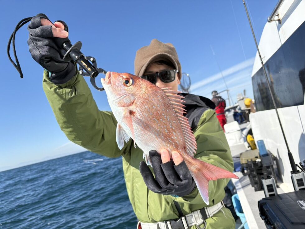 伊勢湾一つテンヤ真鯛釣り大人気！