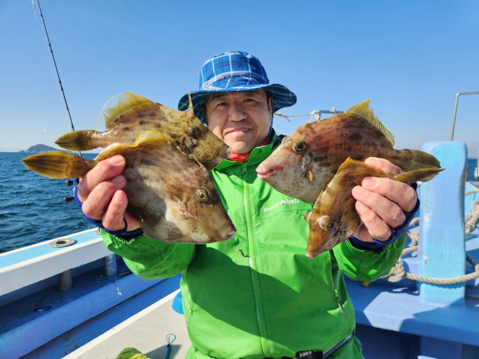 ウタセ五目船!活きウタセエビたっぷり積み込んで多彩な釣果!