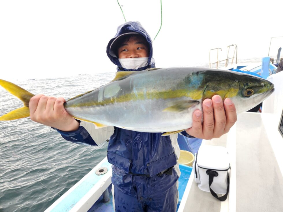 ハリス12号太仕掛けで！