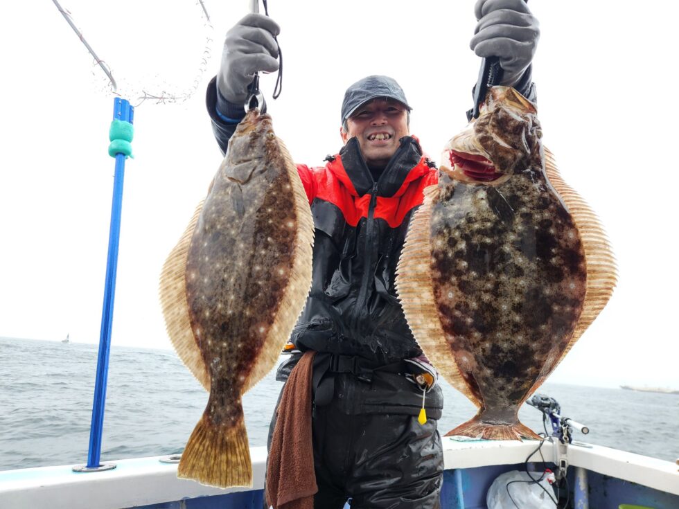 大型ヒラメ続々ゲットー！