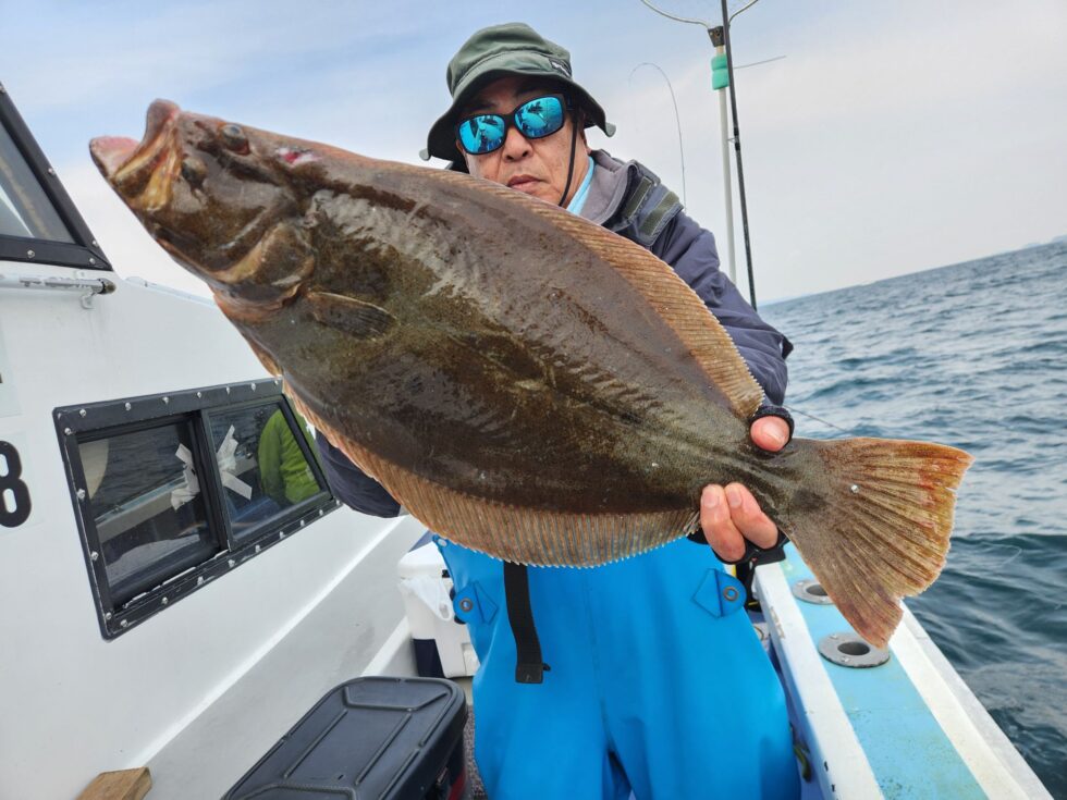 昨日の写真載せ忘れてました。良型ヒラメ！