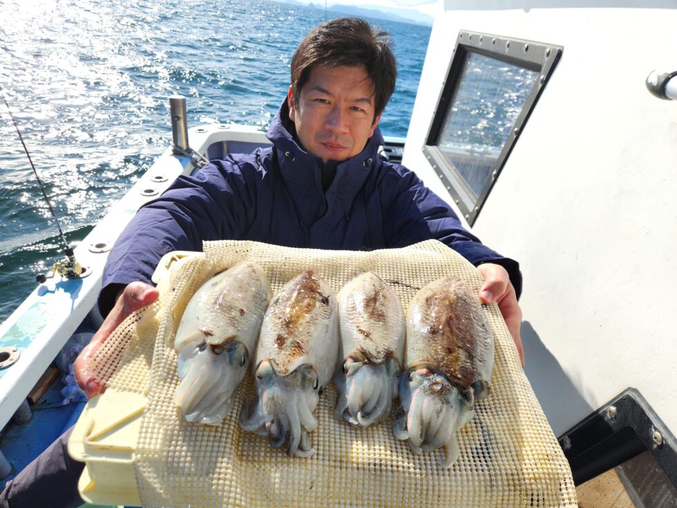 ２隻分乗でゆったり釣行でした。