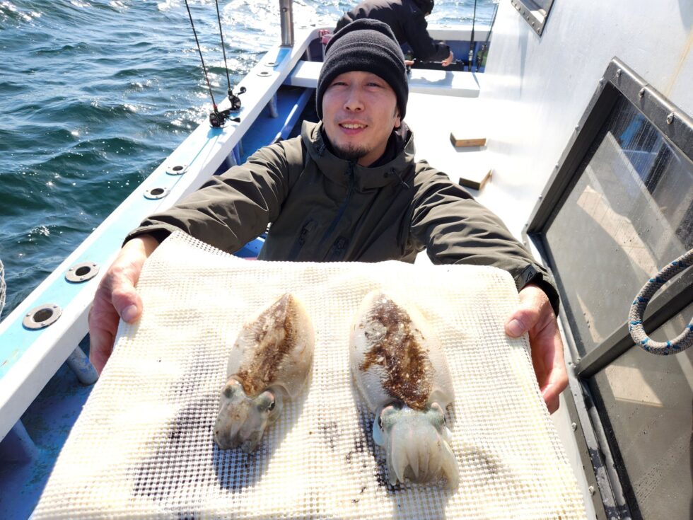 明日(月)コウイカ船、泳がせ船とも出船確定です！