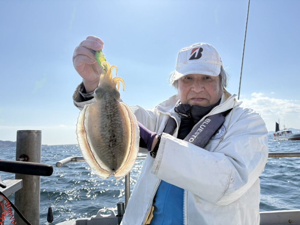 金曜日、人数増えれば２隻分乗します。かなり空きあり