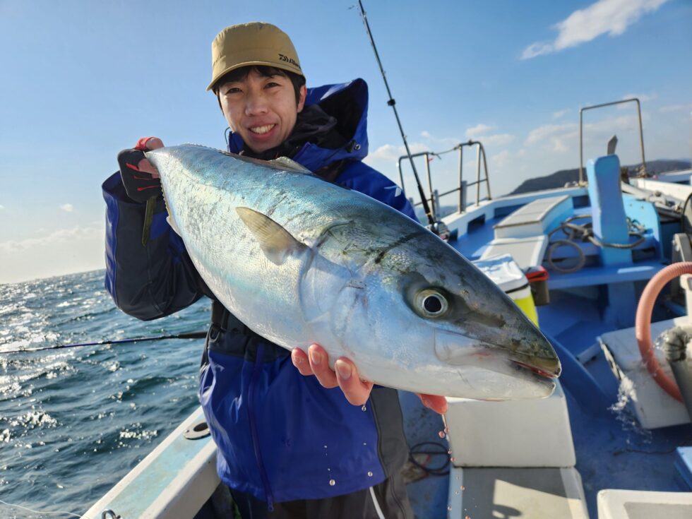 ブリ！ハリスは太めで一気に！