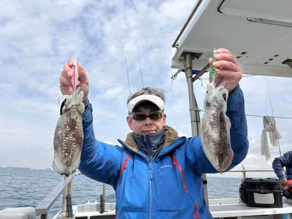 明日(土)コウイカ出船確定です!ウタセ五目募集中。