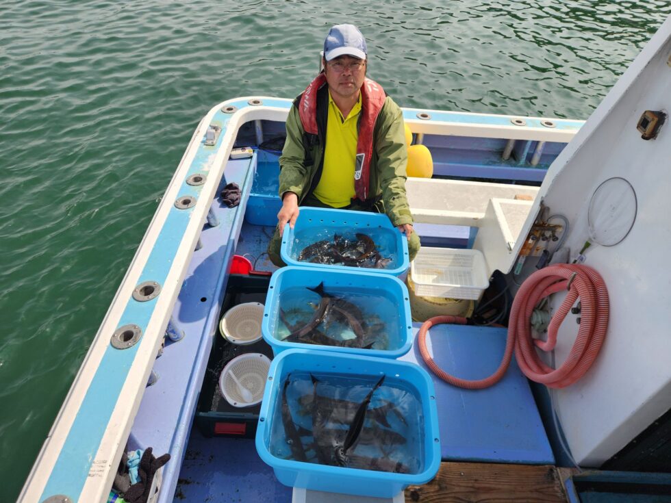 大型イサキ爆発！入れ食い！18匹ゲット！