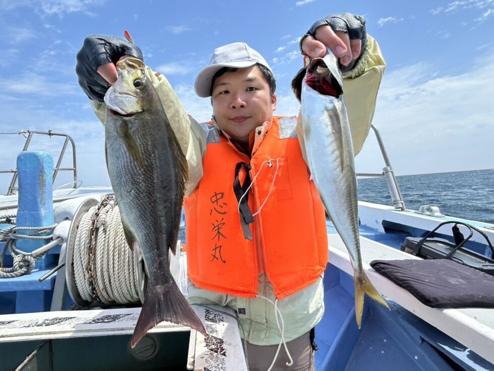 ジャンボイサキ、アジ！