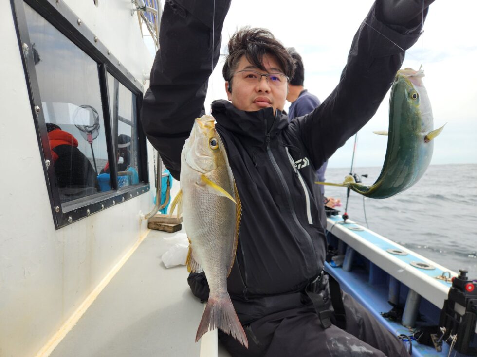 イサキ、ハマチでダブル！