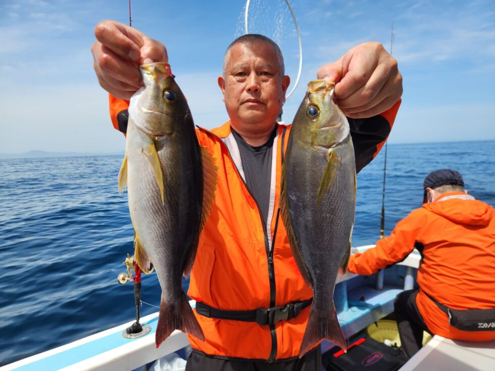 大山沖イサキ出船！