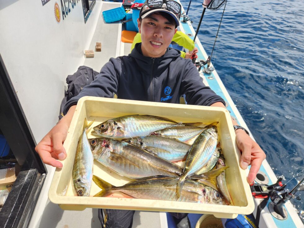 最大41㎝の大アジを筆頭に釣りまくりー