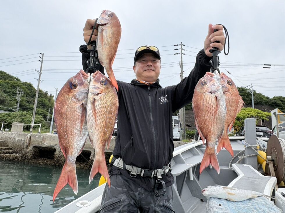 伊勢湾一つテンヤ真鯛爆発中！