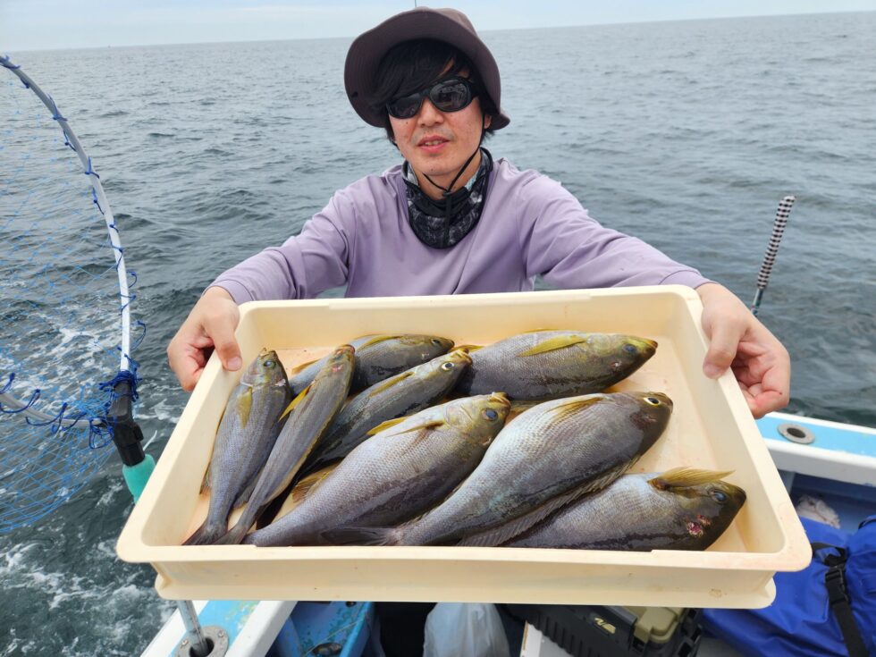 明日(月)大山沖イサキお楽しみに！