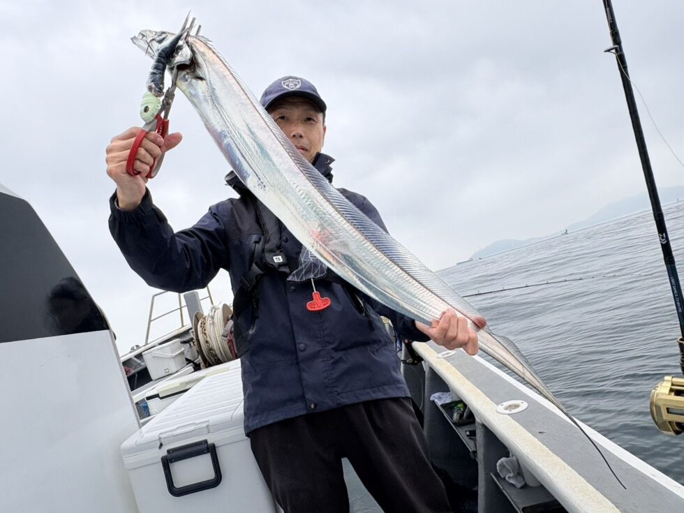 忠栄丸恒例テンヤタチウオ専門船開幕です！