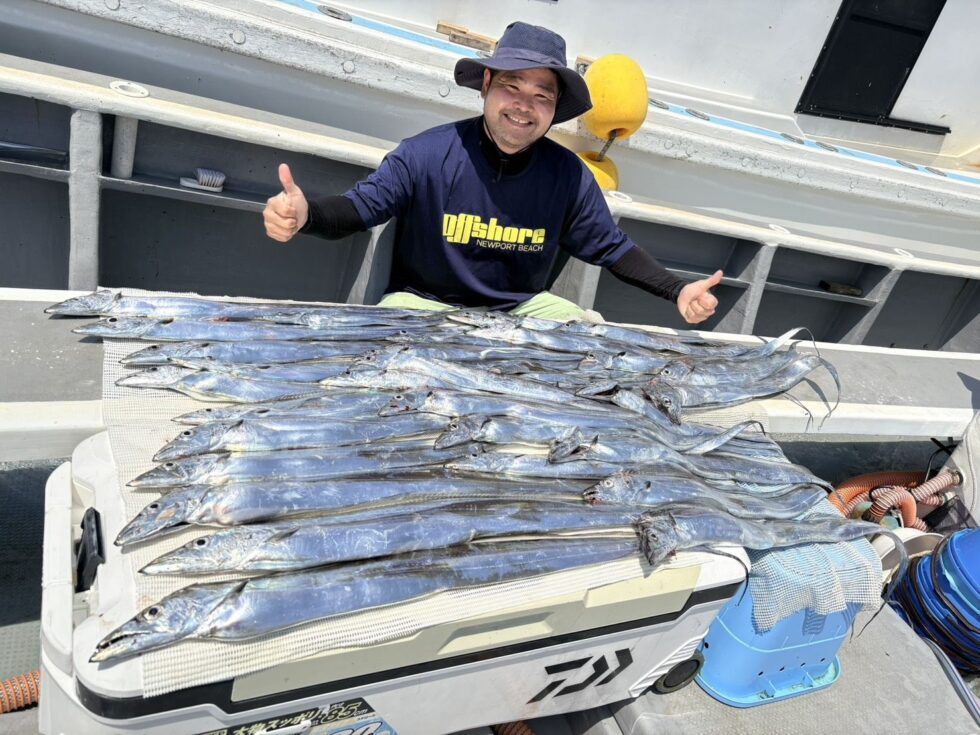 大型タチウオ35本お見事でした