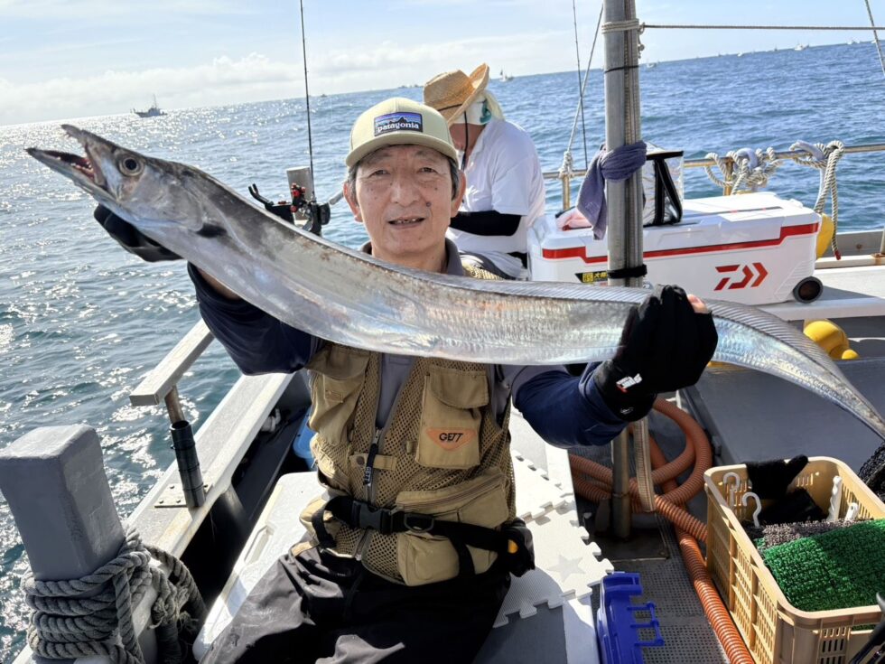 明日も２隻出船