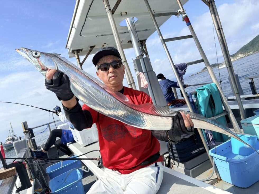 伊良湖沖大型タチウオ絶好調ー！