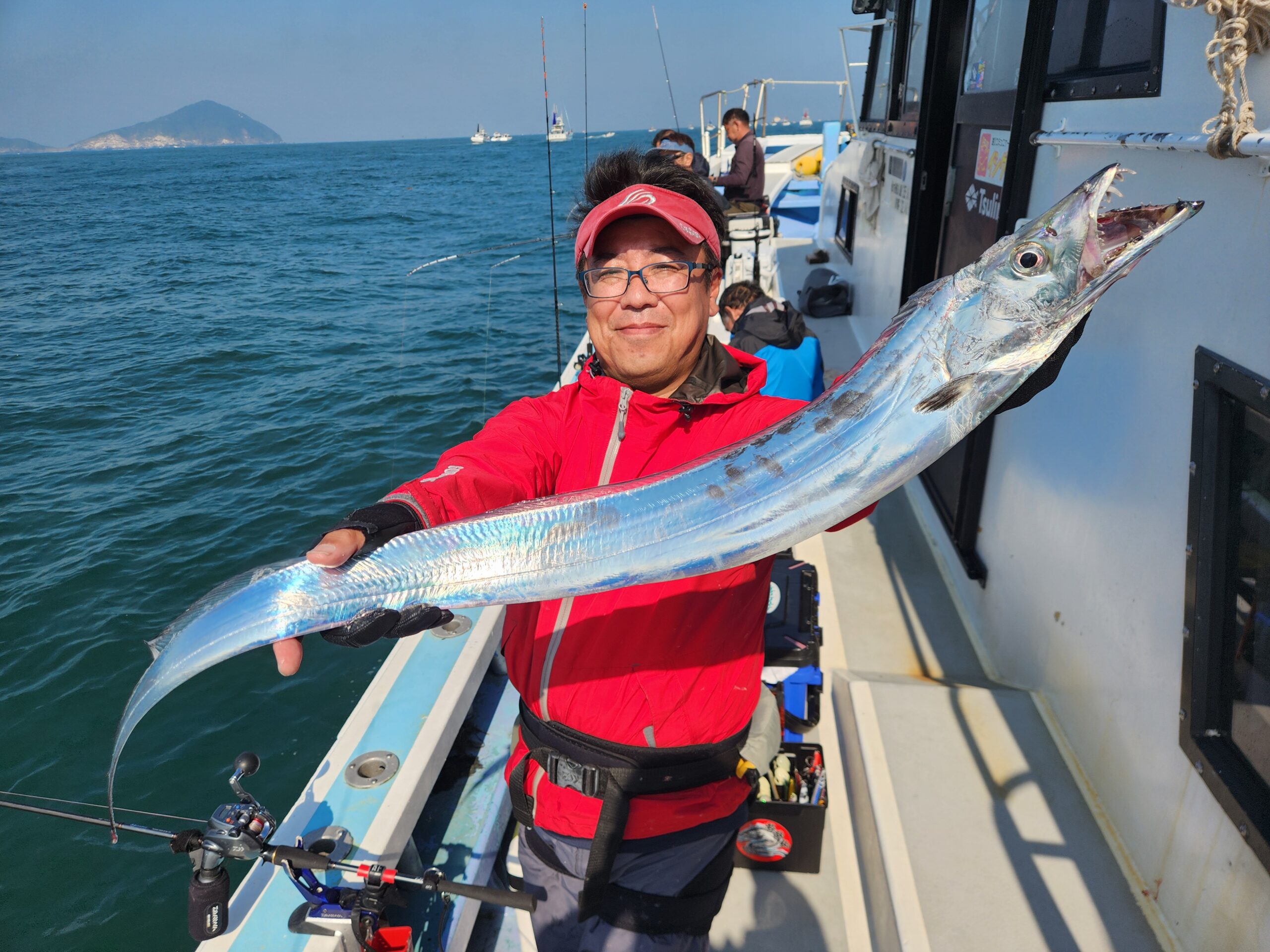 テンヤタチウオ貸切！大型タチウオ乱舞！ 写真12
