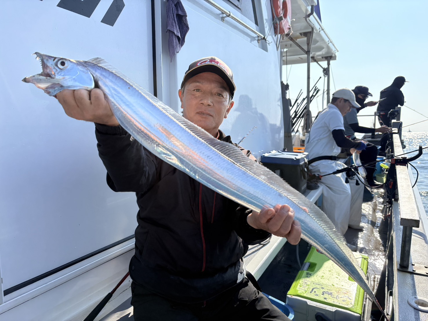 大型タチウオ続々！最大127㎝！竿頭59本と連日爆発ー！ 写真24