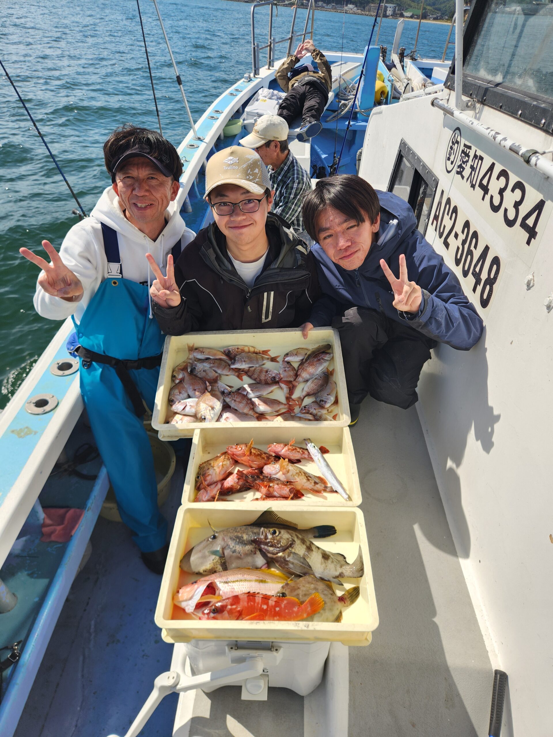 活きウタセエビで多彩なゲスト！