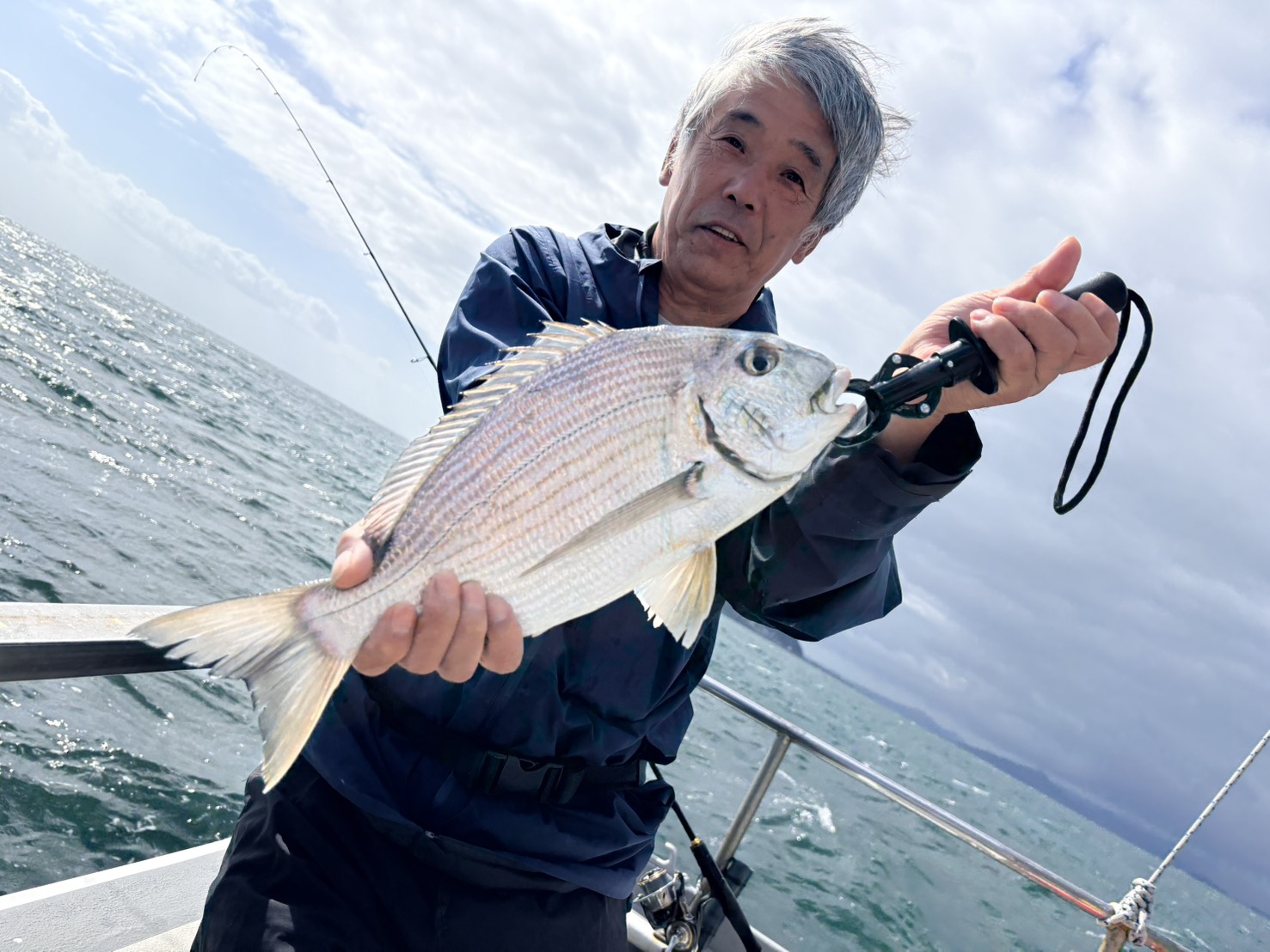 最大51㎝、伊勢湾一つテンヤ真鯛出船！ 写真16